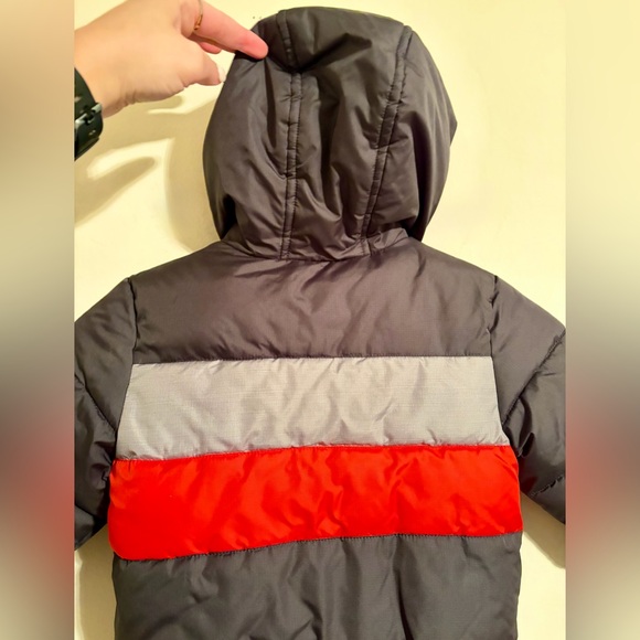 Little Boy’s Sz 2T Black, Gray & Red Members Mark Fleece Lined Cozy Puffer Coat - Picture 13 of 14